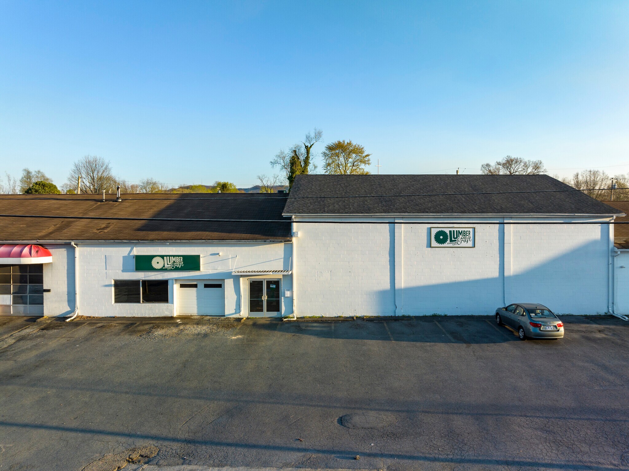 525 W Market St, Johnson City, TN for Rent