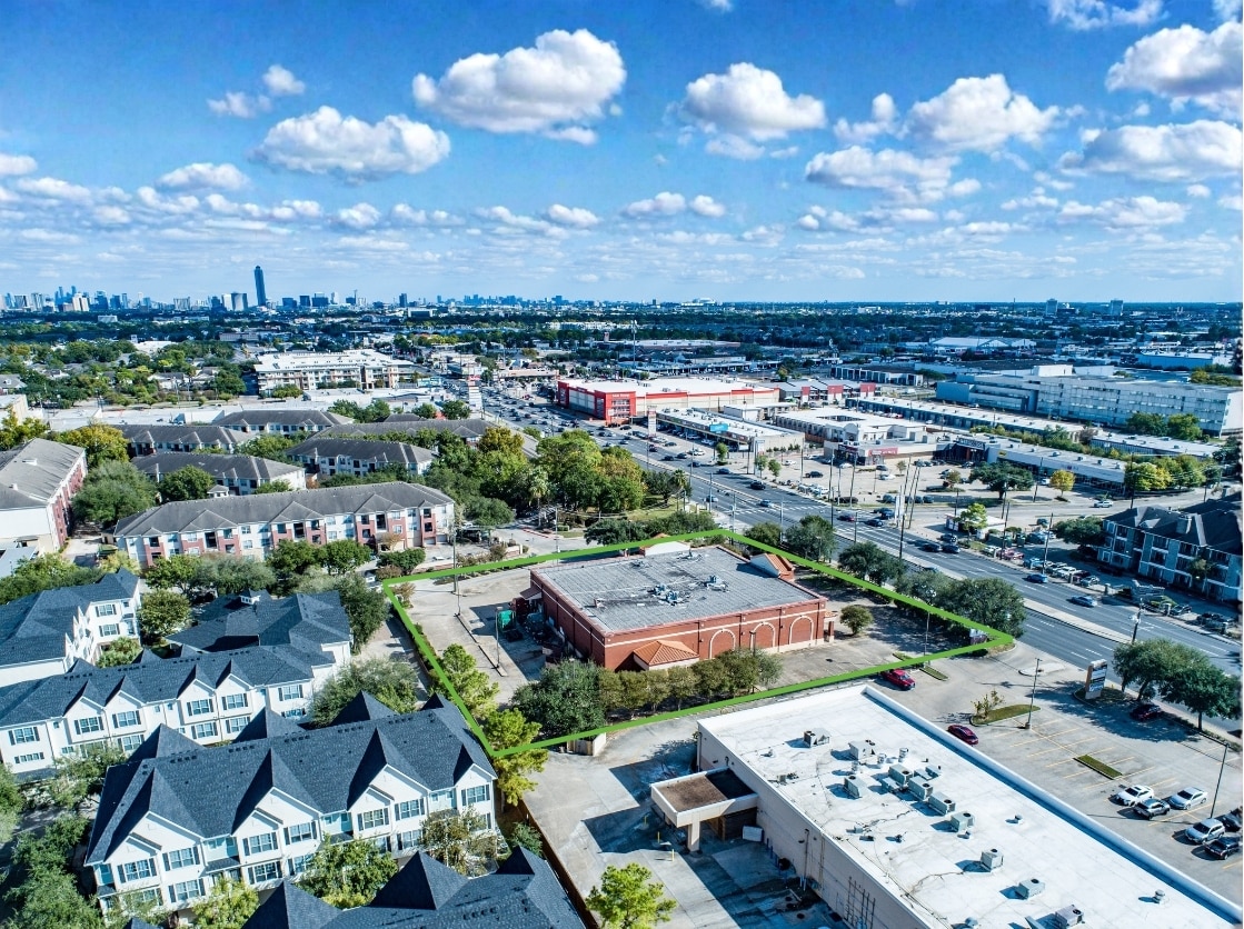 9292 Westheimer Rd, Houston, TX for Sale