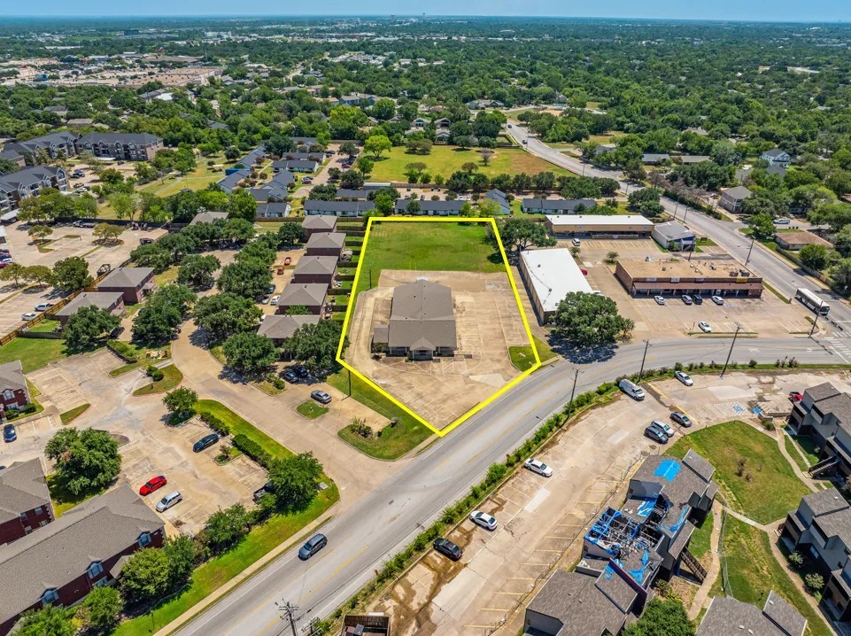 1512 Holleman Dr, College Station, TX for Sale