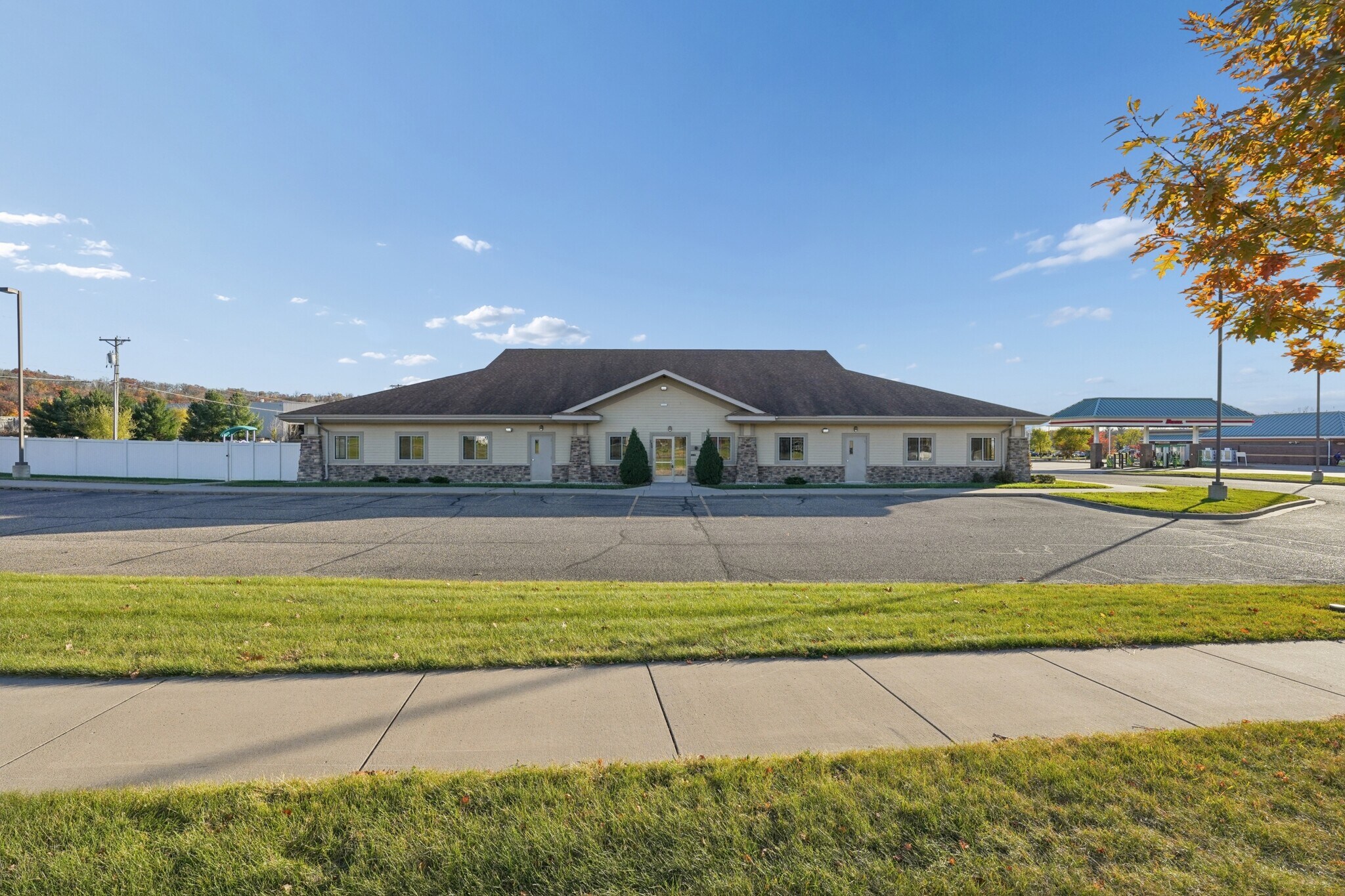 250 Quarry Rd, River Falls, WI for Sale