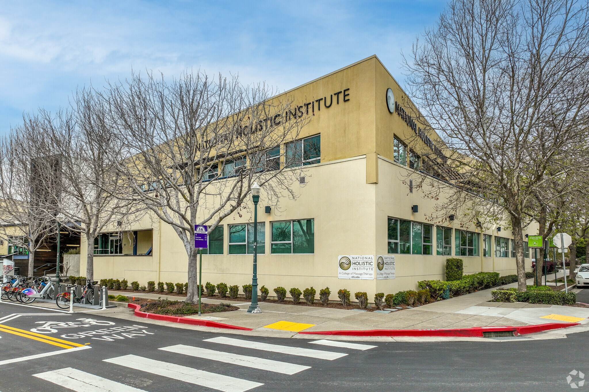 5900 Doyle St, Emeryville, CA for Sale