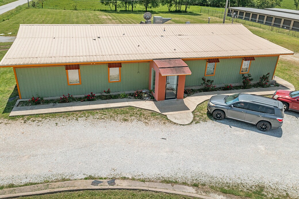 1300 N Main St, South West City, MO for Sale