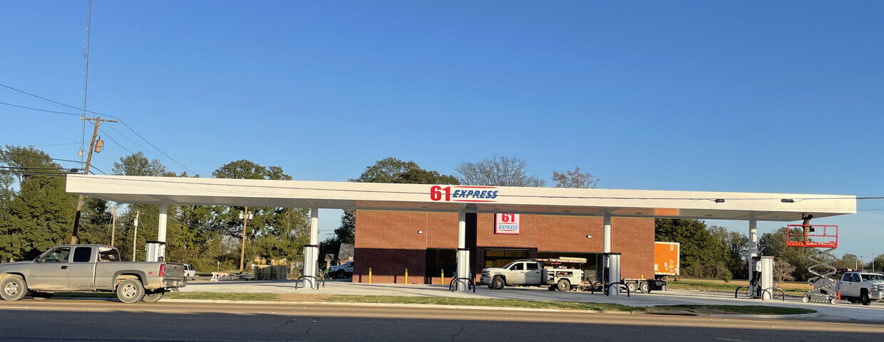 1001 S Davis Ave, Cleveland, MS for Sale