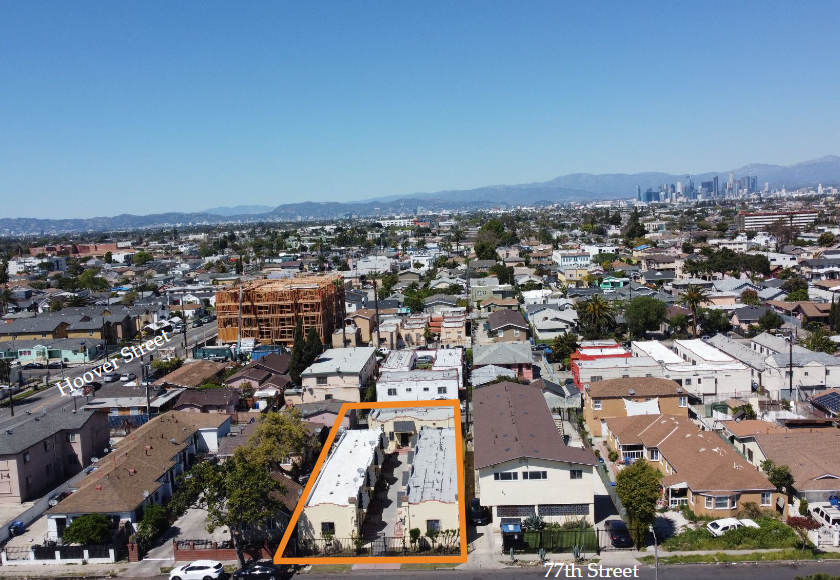 725 W 77th St, Los Angeles, CA for Sale