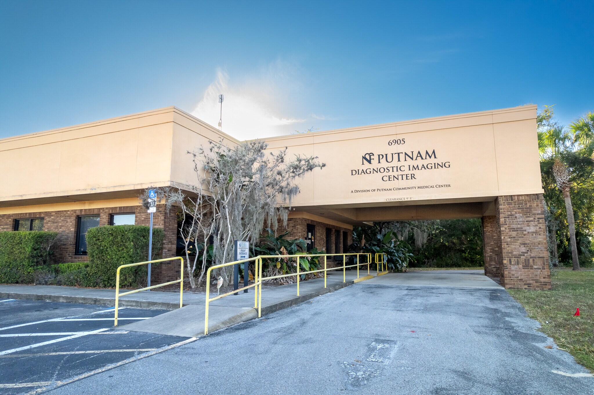 6905 Old Wolf Bay Rd, Palatka, FL for Sale