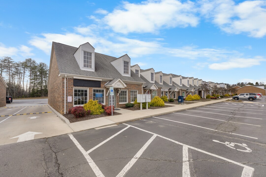 1405-1437 Freeway Dr, Reidsville, NC for Rent