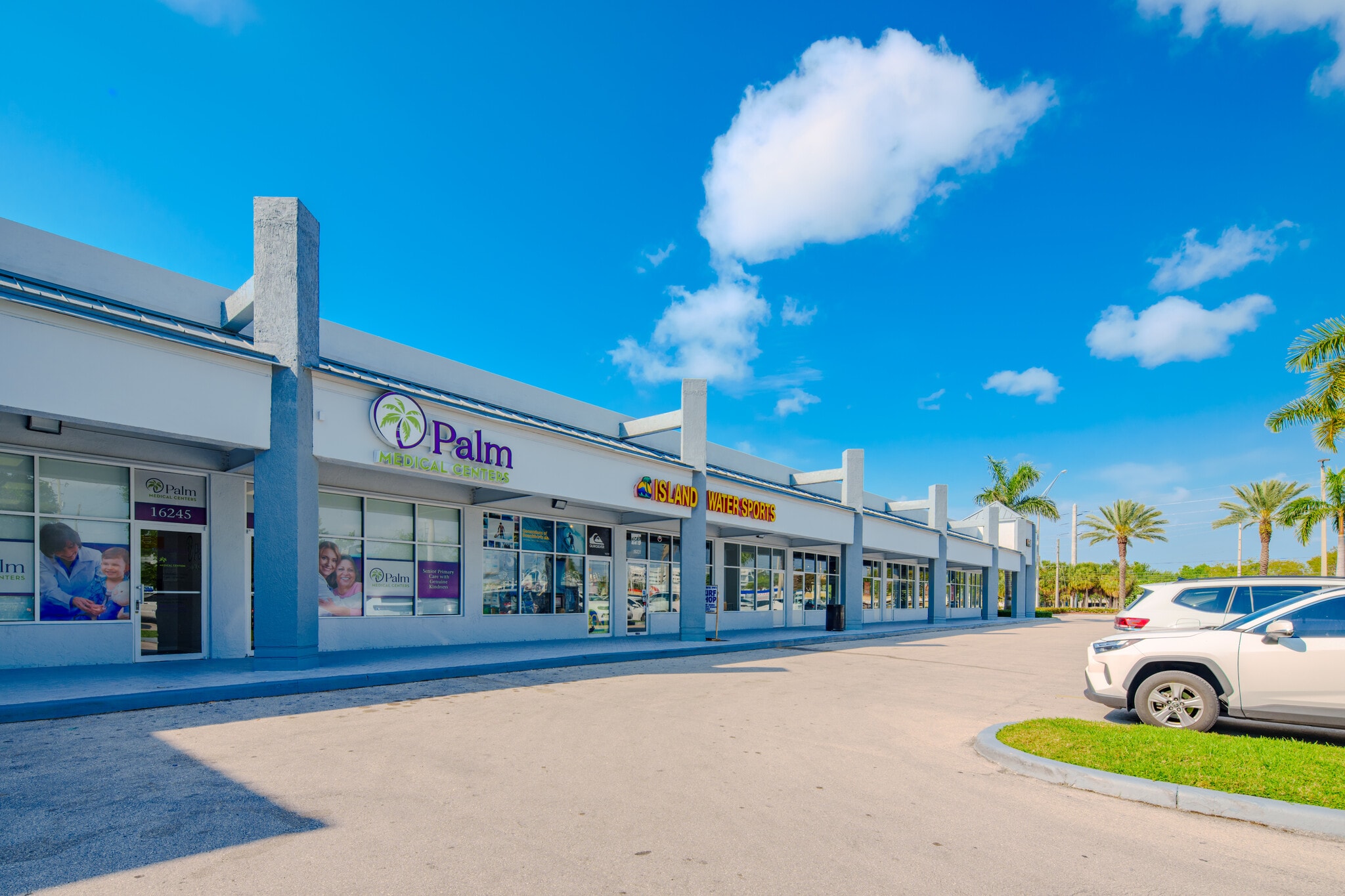 16215-16295 Biscayne Blvd, North Miami Beach, FL for Rent