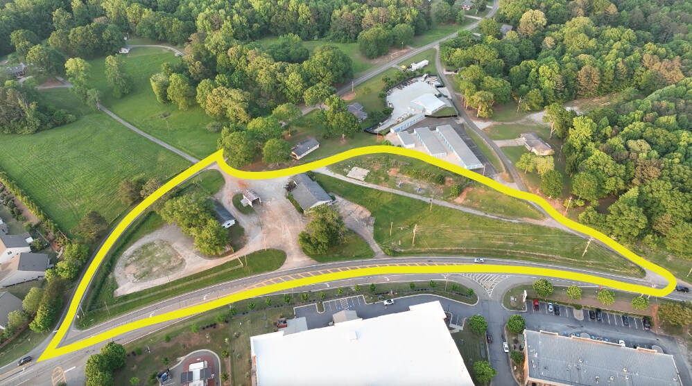 4195 Hickory Flat Hwy, Holly Springs, GA for Sale