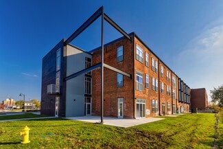 Goshen, IN Apartments - 303 River Race Dr