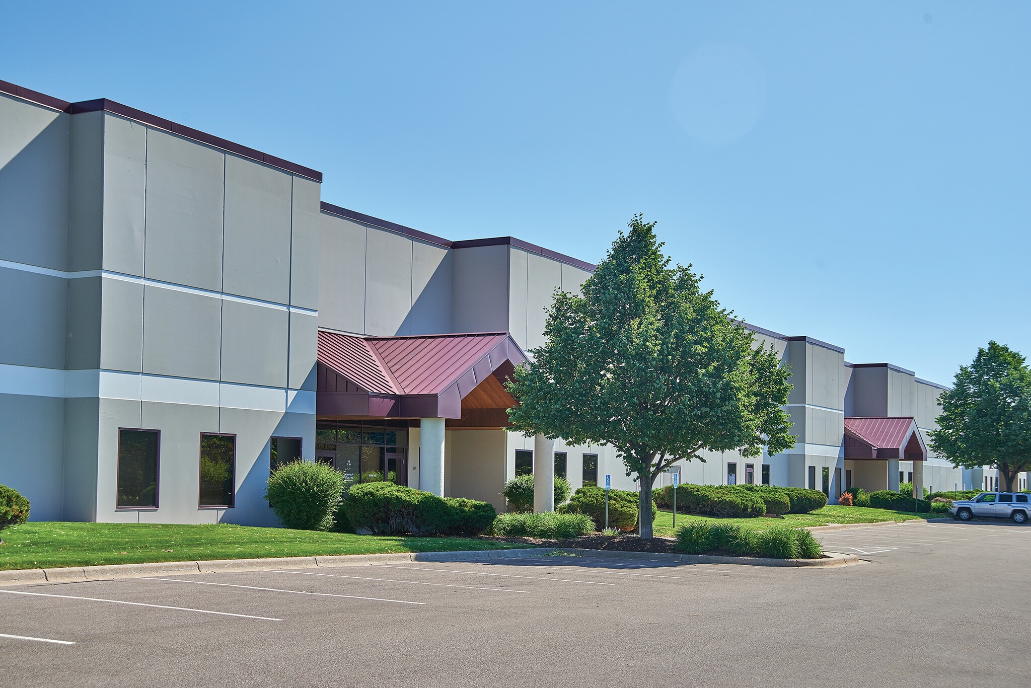 1245 Trapp Rd, Eagan, MN for Rent