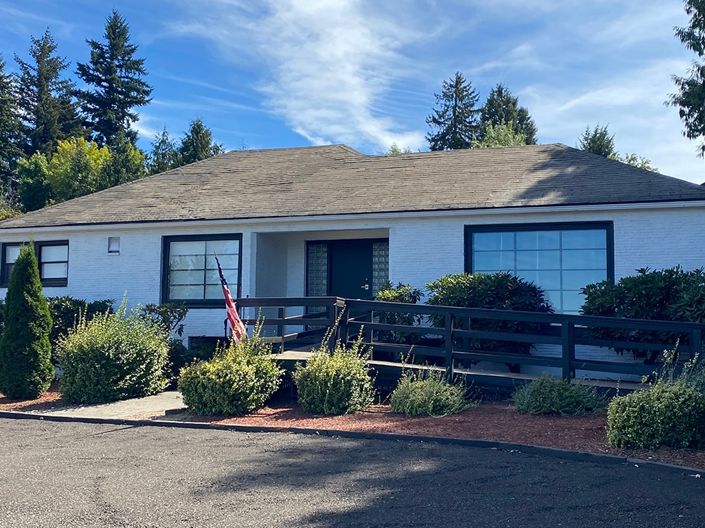 968 NW Division St, Gresham, OR for Rent