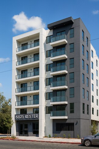 Van Nuys, CA Commercial - 6825 Kester Ave