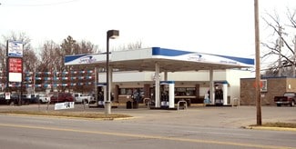 640 W Main St  