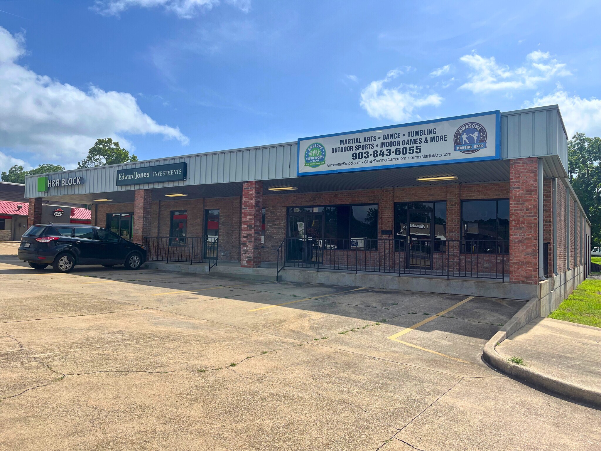 906 Us Highway 271 S, Gilmer, TX for Rent