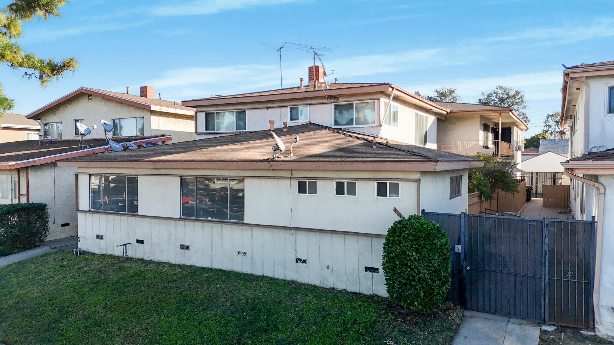 11126 Crenshaw Blvd, Inglewood, CA for Sale