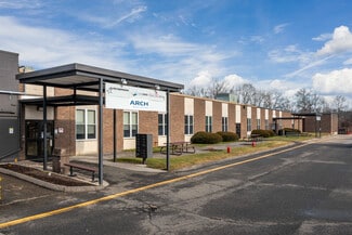 Newtown, CT Manufacturing - 31 Pecks Ln