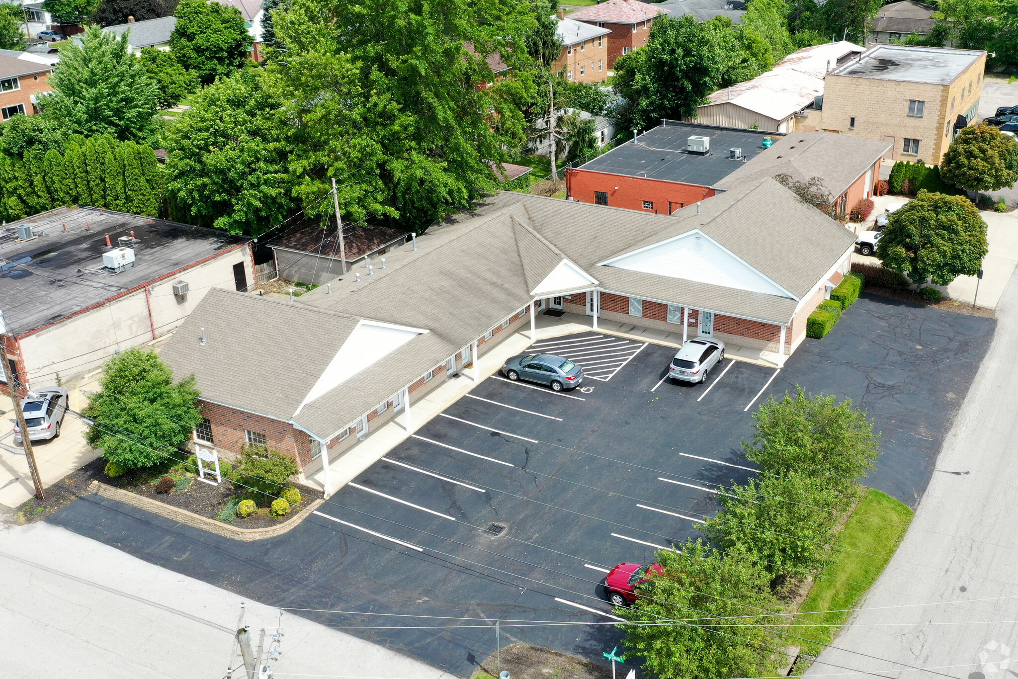 98-102 Western Ave, Akron, OH for Rent