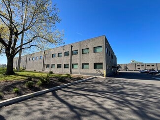 Portland, OR Warehouse - 18055 NE San Rafael St