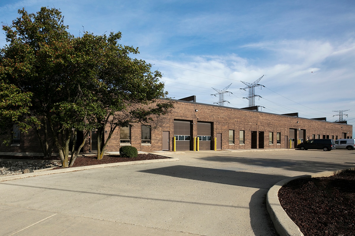 31W280 Diehl Rd, Naperville, IL for Rent