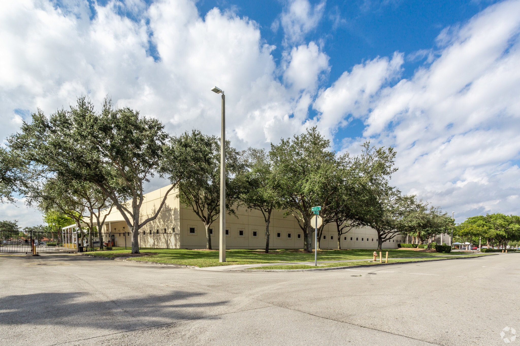 17100 NW 59th Ave, Hialeah, FL for Rent