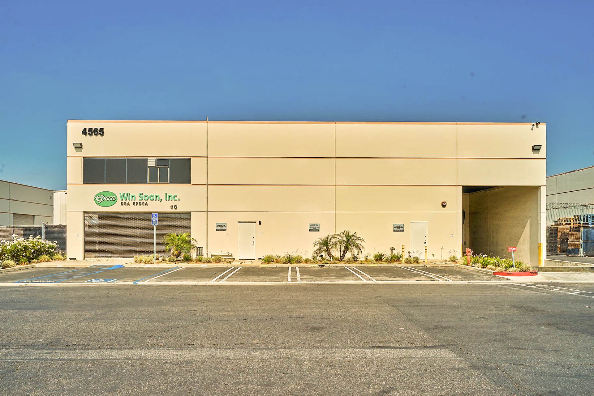 4565 Firestone Blvd, South Gate, CA for Sale