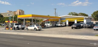 301 E Sample Rd  