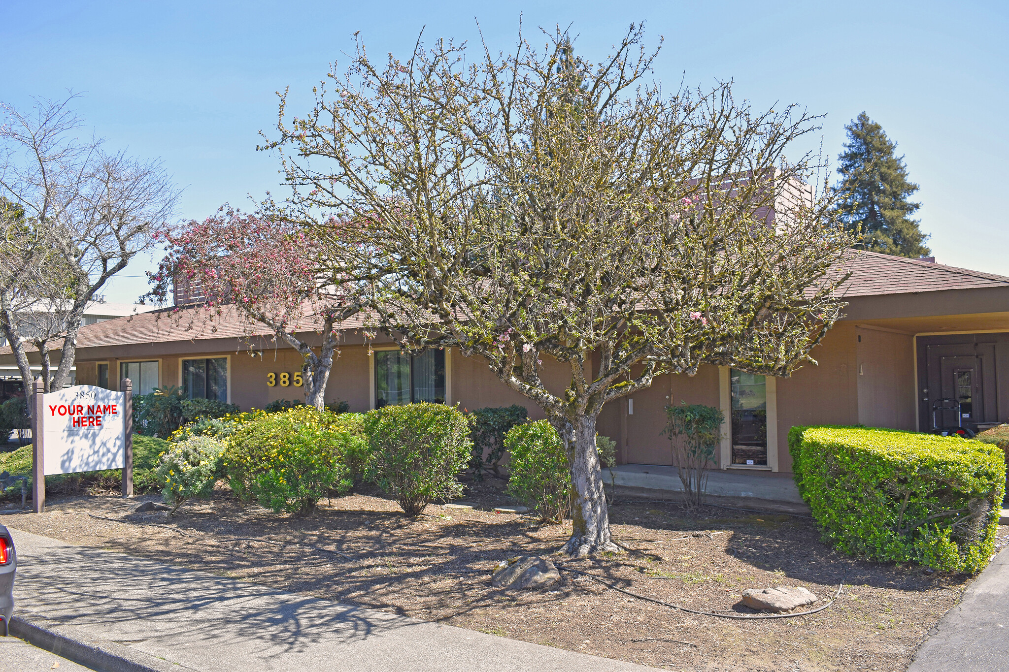 3850 Montgomery Dr, Santa Rosa, CA for Sale