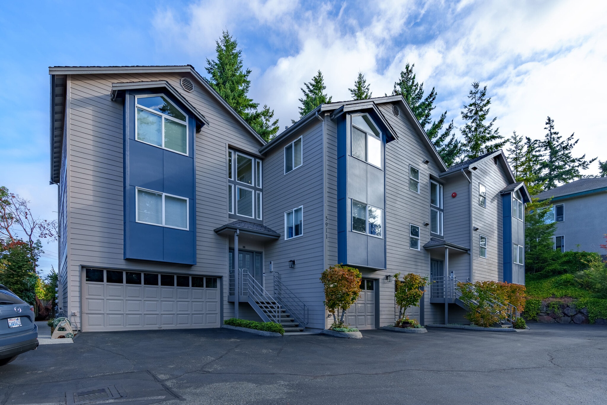 5911 200th St SW, Lynnwood, WA for Sale