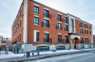 Longueuil, QC Office/Retail - 450-460 Rue Saint-Charles O