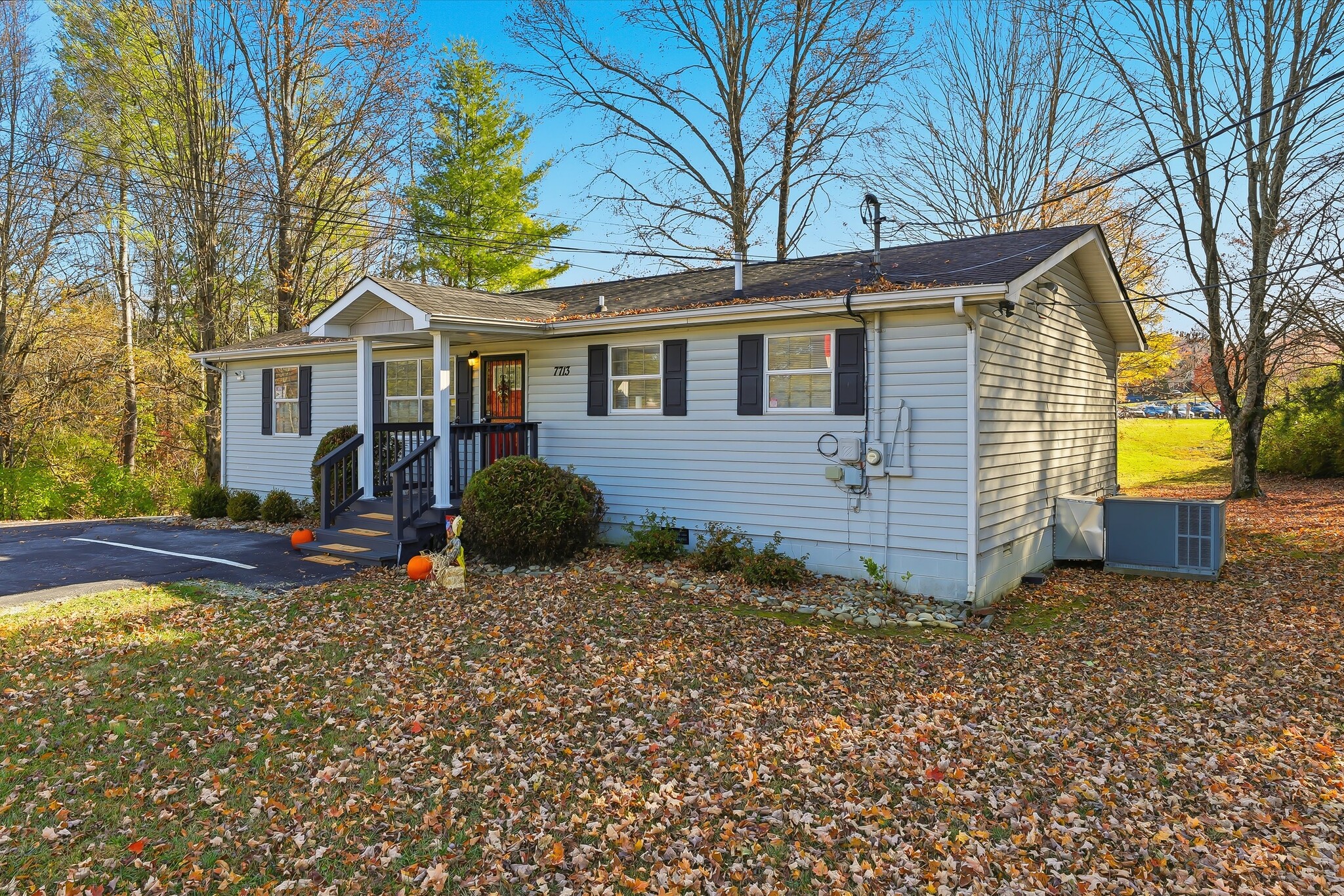 7713 Oak Ridge Hwy, Knoxville, TN for Sale