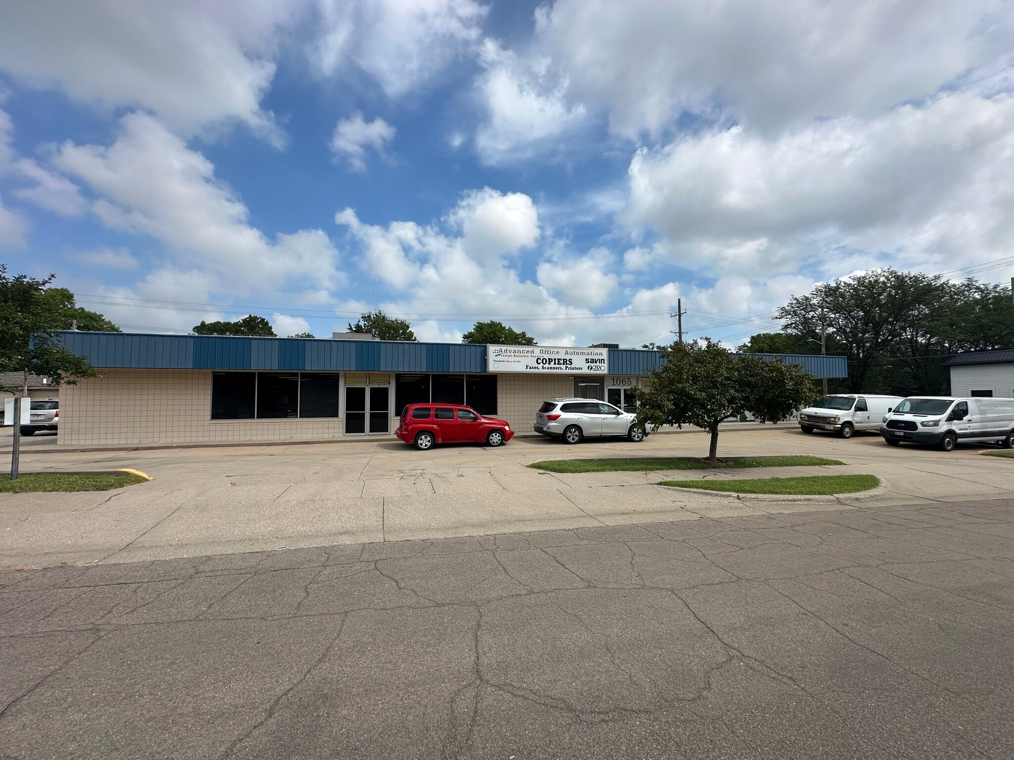 3230 Apple St, Lincoln, NE for Sale