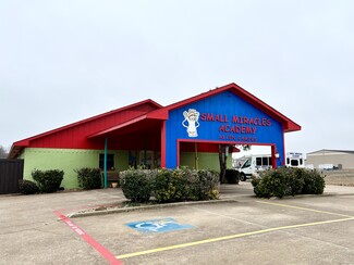 Allen, TX Day Care Center - 208 S Allen Heights Dr