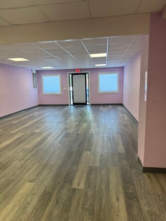 Savannah, GA Retail - 2216 Habersham St