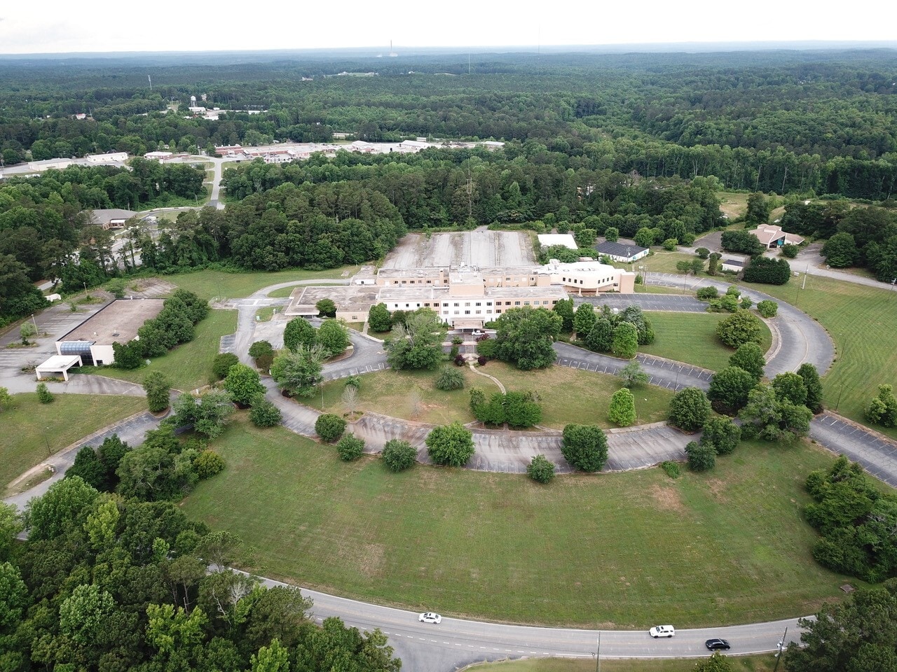 60 Hospital, Newnan, GA for Sale