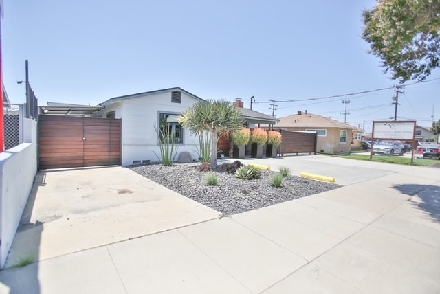 628 W Collins Ave, Orange, CA for Rent