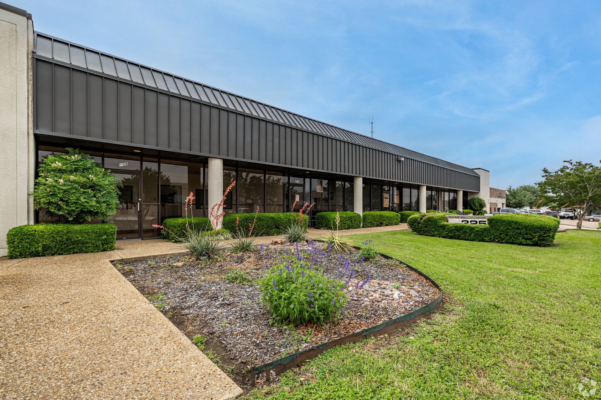325 Gold St, Garland, TX for Rent