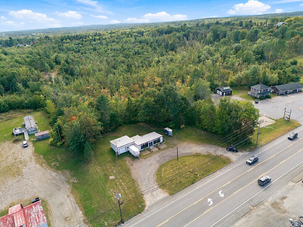 872 Kennedy Memorial Dr, Oakland, ME for Sale