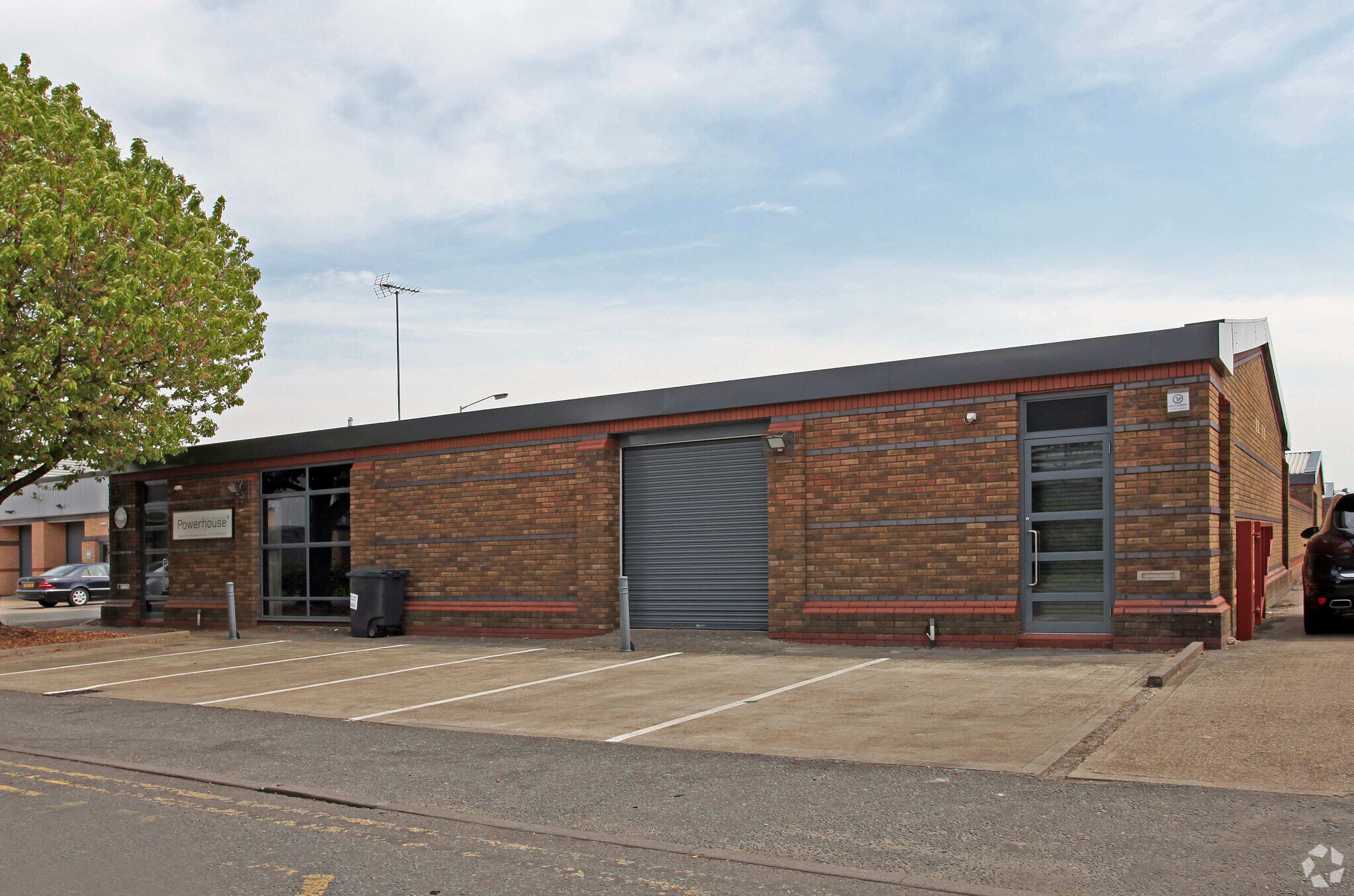 395-397 Montrose Ave, Slough, BKS for Rent