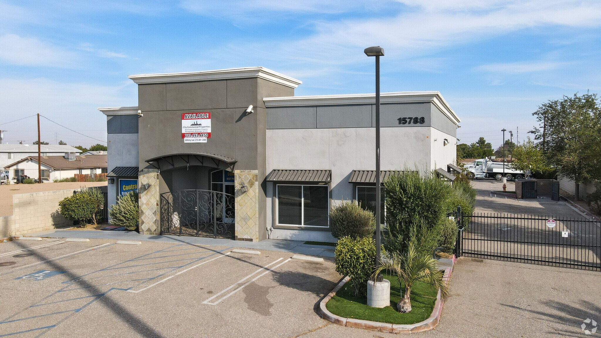 15788 Bear Valley Rd, Victorville, CA for Rent