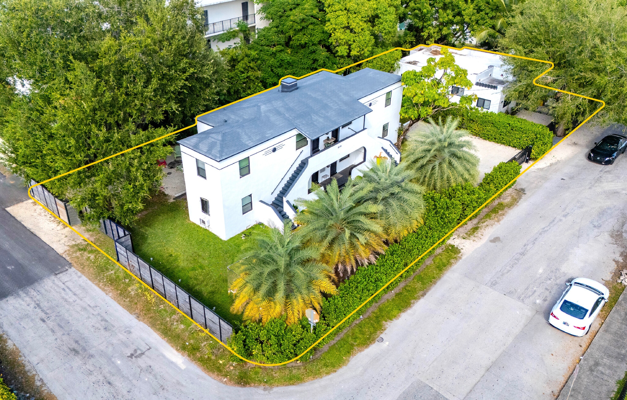 8270-8280 NE 1st Pl, Miami, FL for Sale