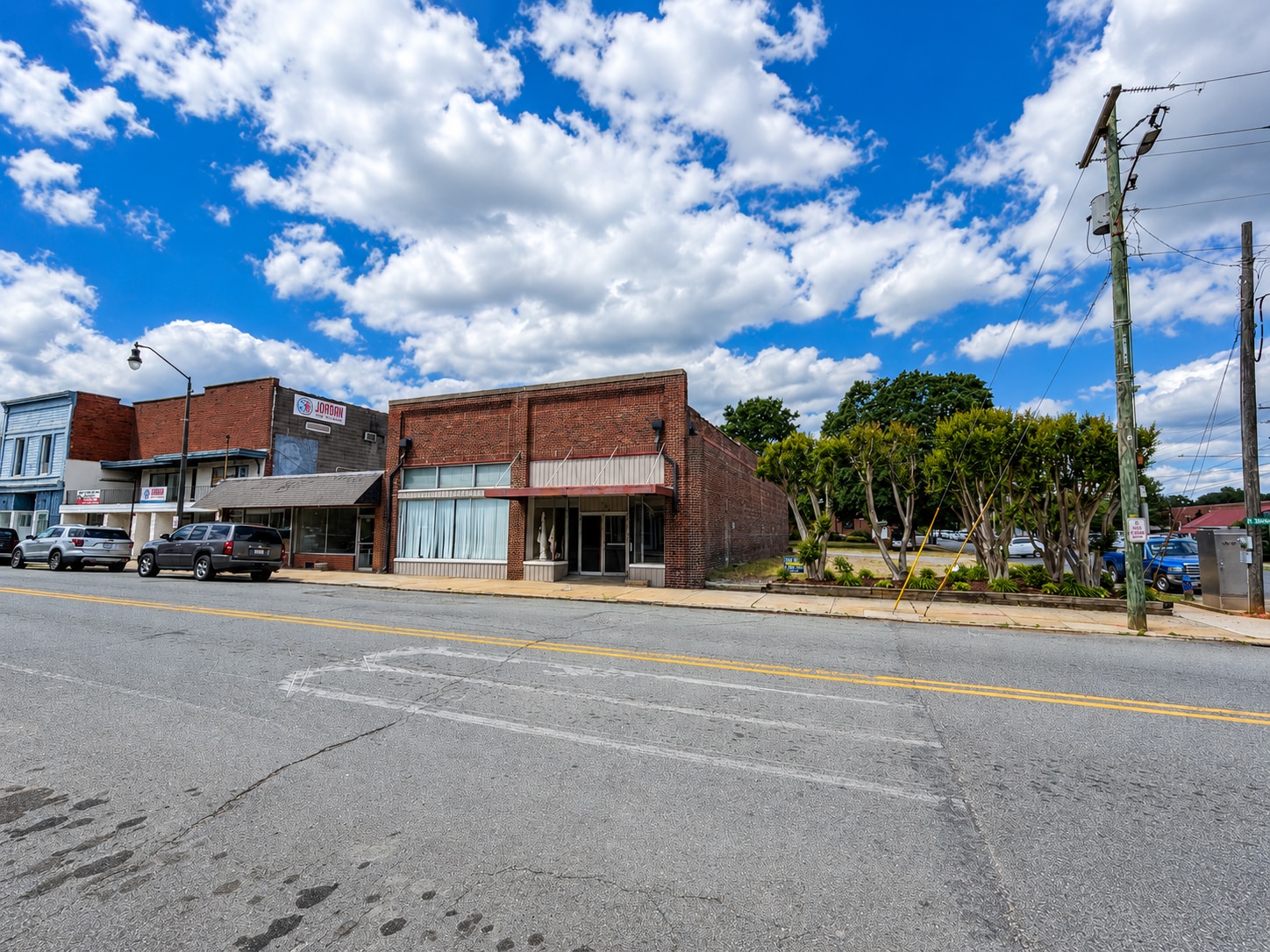 104 W Swannanoa Ave, Liberty, NC for Sale
