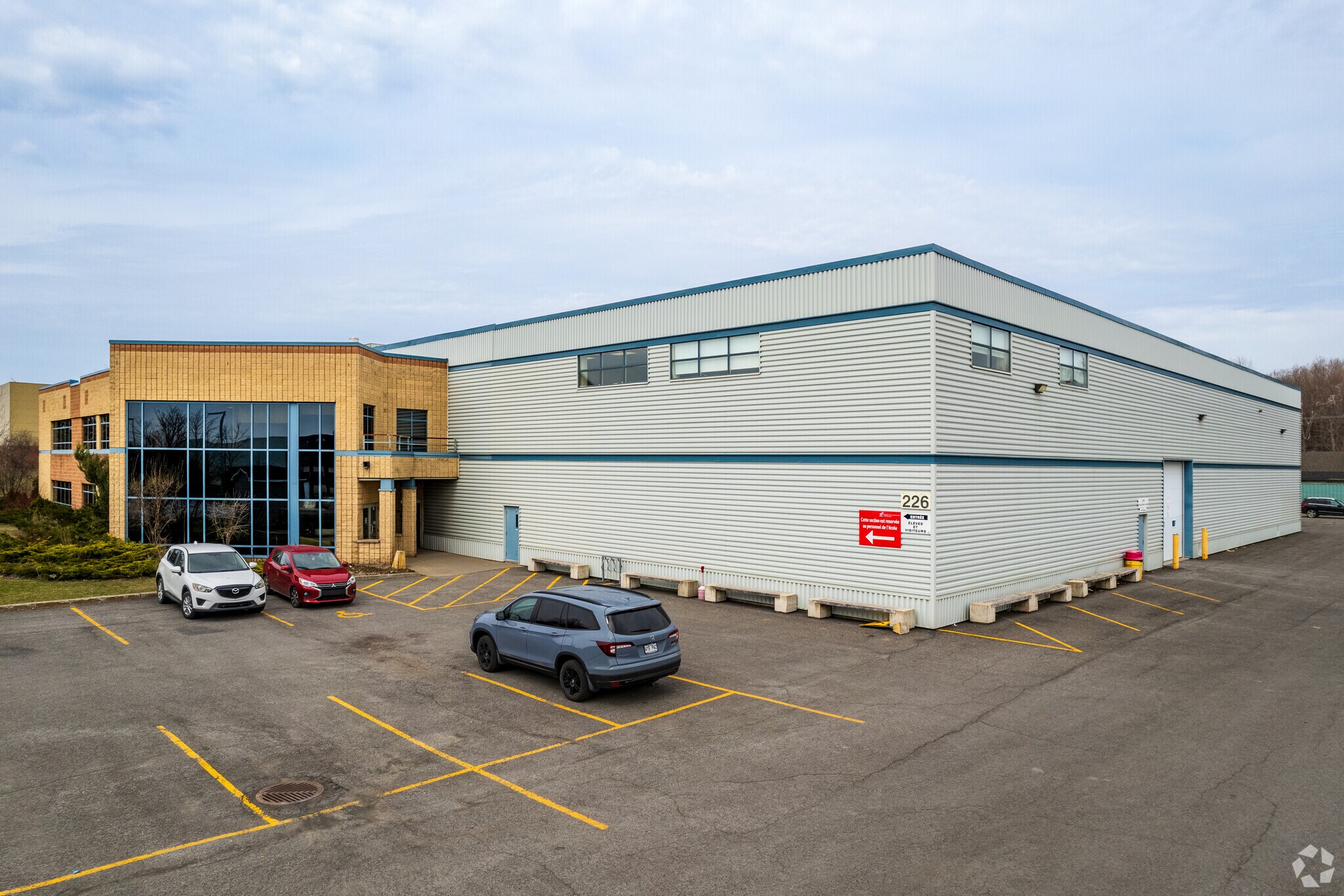 226 Boul Industriel, Châteauguay, QC for Sale