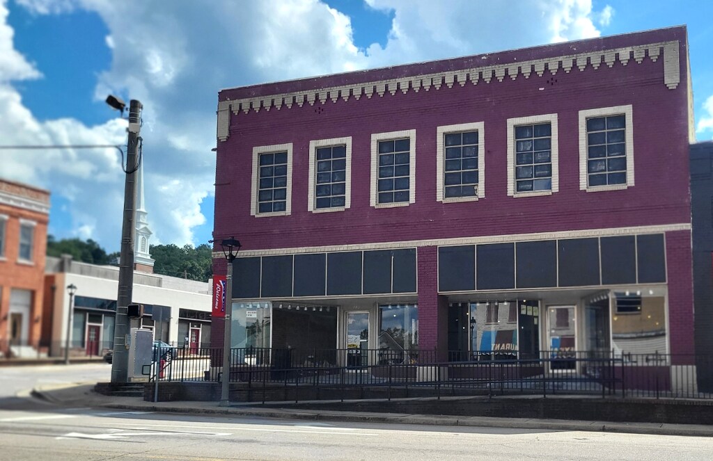 101-103 W Main St, Manchester, GA for Sale