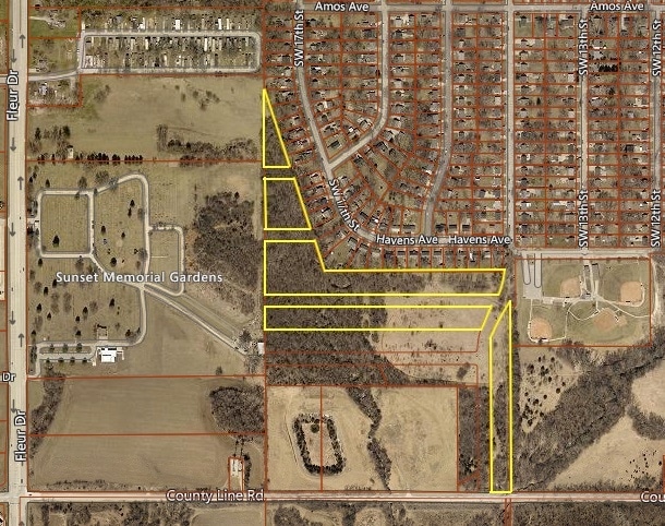 900 98th Avenue - 12 Acre Residential, Des Moines, IA for Sale