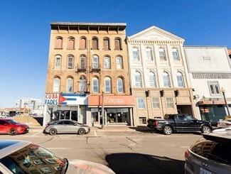 Brantford, ON Storefront Retail/Residential - 70 Colborne St