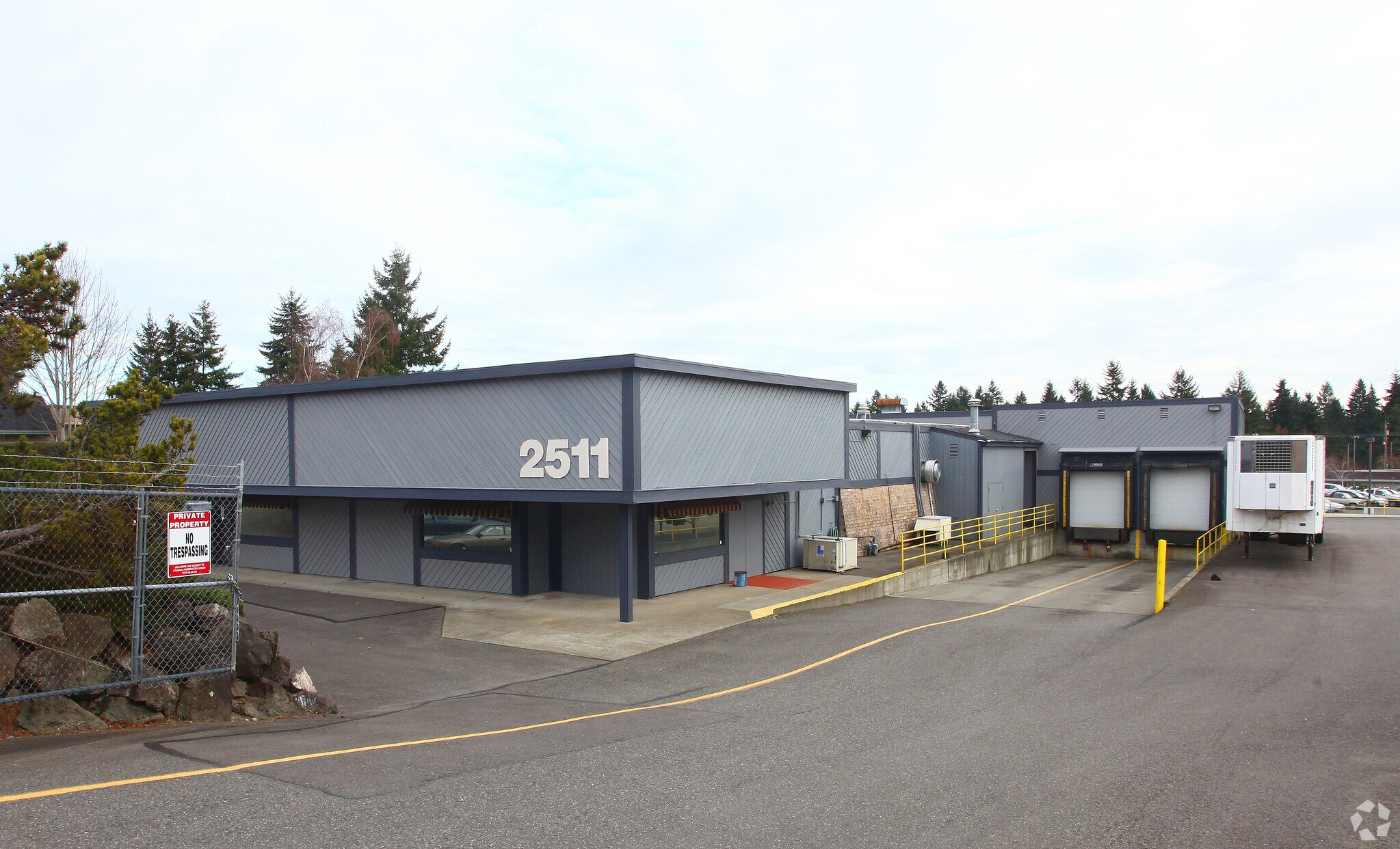 2511 70th Ave W, University Place, WA for Sale