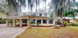 Crescent City, FL Specialty - 117 Peggy Ln