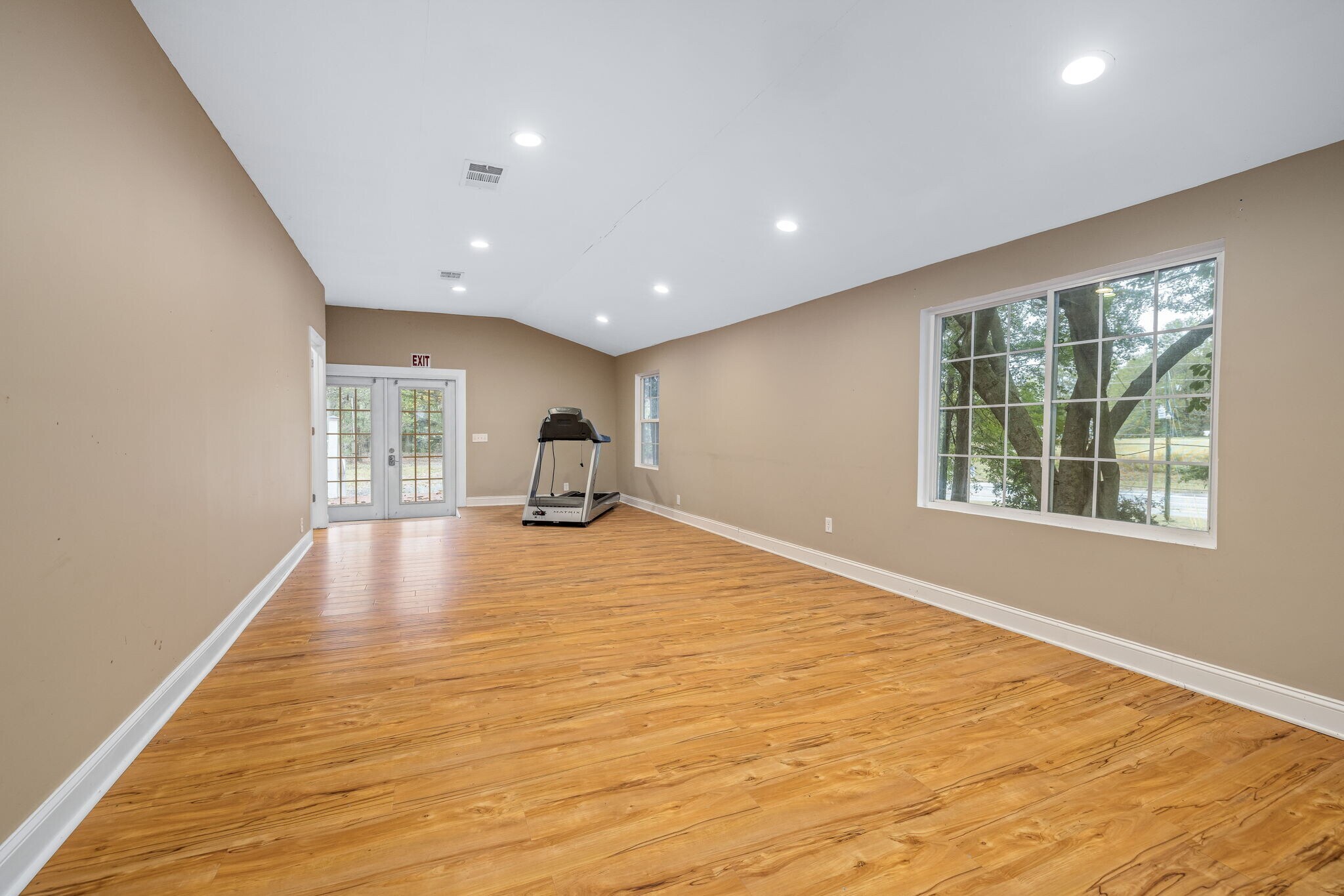 4407 Winder Hwy, Flowery Branch, GA for Sale