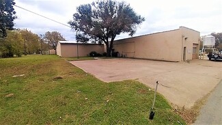 Denison, TX Industrial - 131 E Sears St