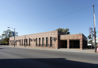 Chicago, IL Bank - 5850 W Belmont Ave